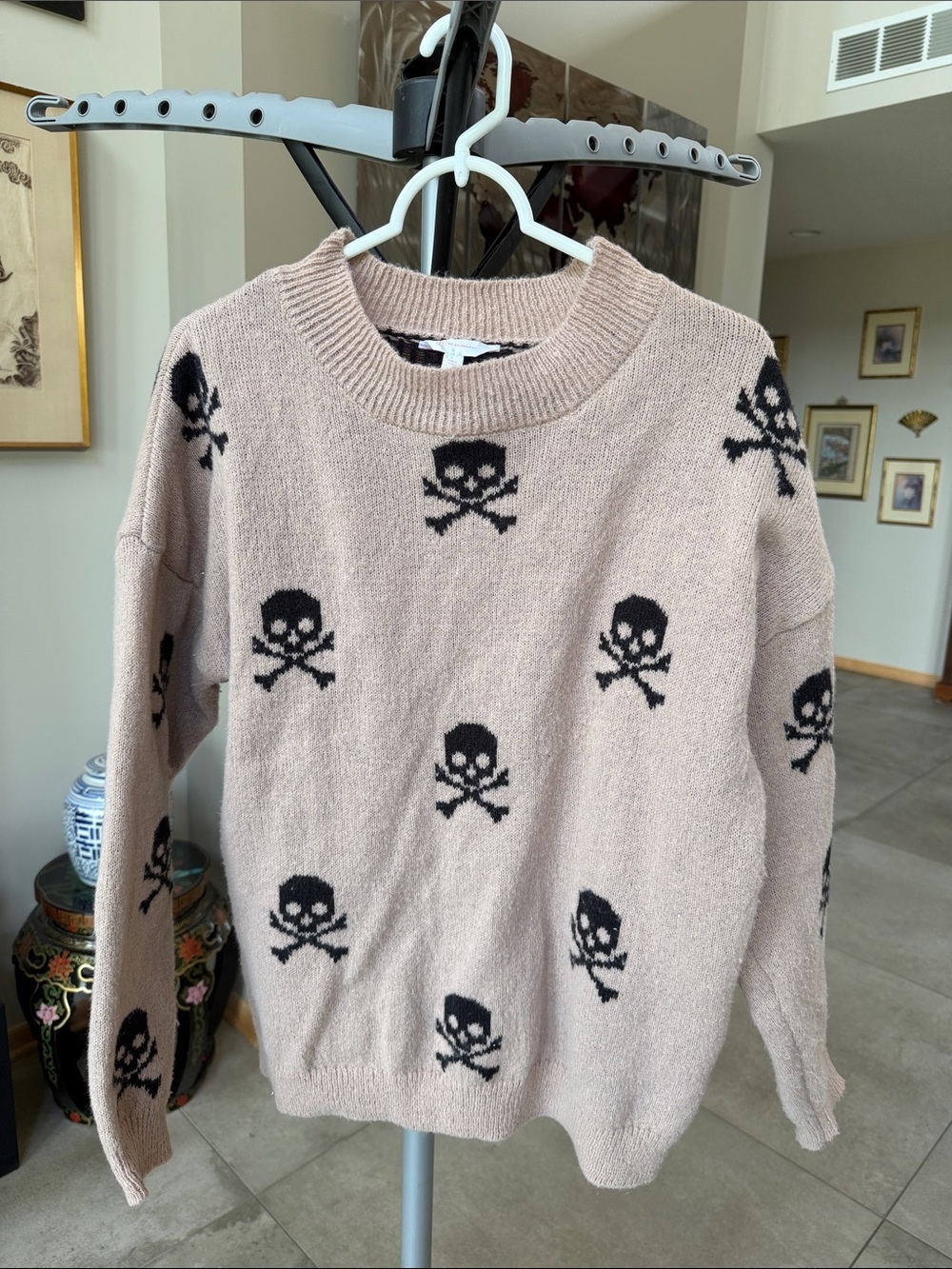 No Boundaries Beige Crewneck Sweater with Black Skull Motif - Juniors size L